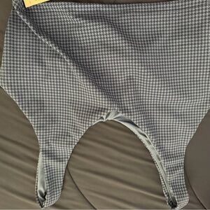 Aerie Gray Houndstooth bra